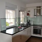 Adebarsoase アパート *