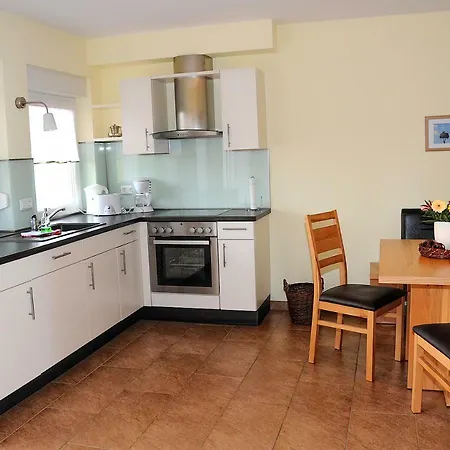 Adebarsoase Apartman