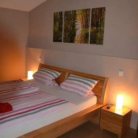 Apartment Adebarsoase *