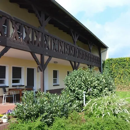 Apartment Adebarsoase *