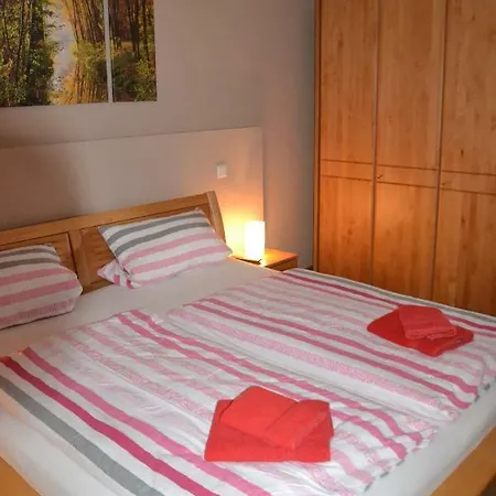 Adebarsoase Apartment *